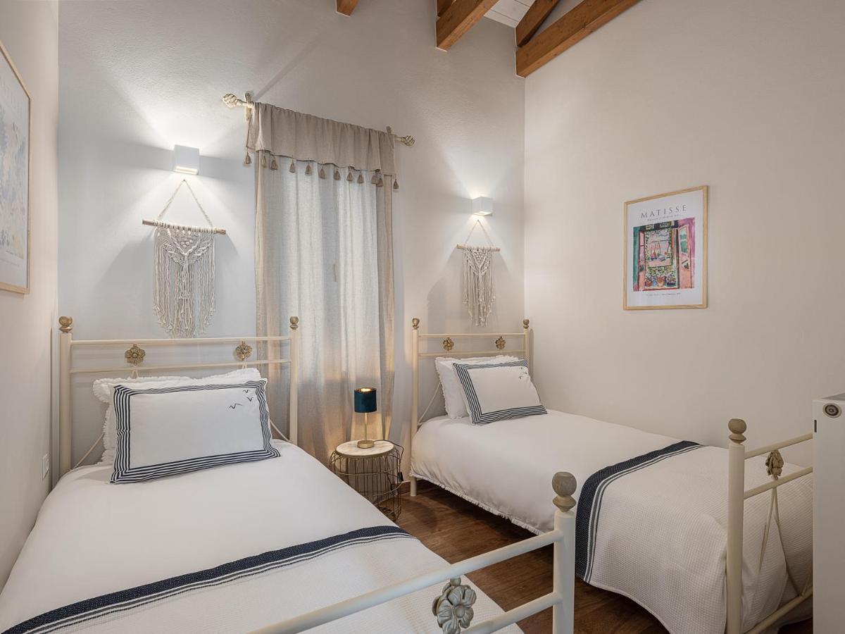 Dante Chrissi Akti Chania