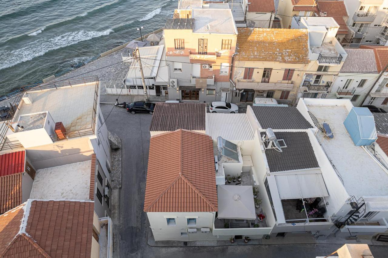 Dante Chrissi Akti Chania